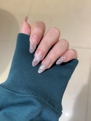 -丽心自助美甲美睫