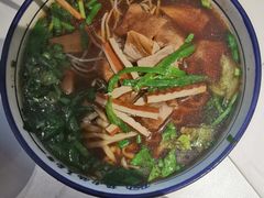 -镇南锅盖面馆(解放路店)