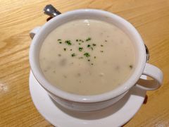 鸡茸蘑菇汤-菲滋意式餐厅(加州阳光二店)
