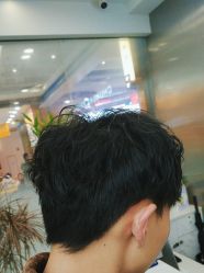 -川和潮人
