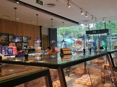 面包甜点陈列柜-巴黎贝甜(大宁国际商业广场店)
