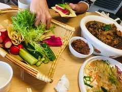 -关东小磨东北菜(上海长风大悦城店)