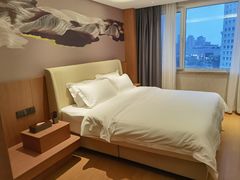 -爱舍海岸酒店(香港中路五四广场店)