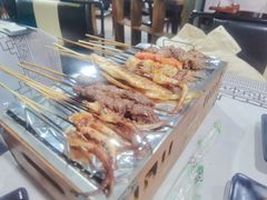 -云晓光头烧烤吧(盛夏店)