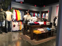 -Hollister(天环广场店)
