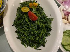 中宁枸杞苗-宁夏国强手抓羊肉·清真菜(未央路凤三店)