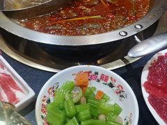 -沸炉重庆老火锅(军事博物馆店)