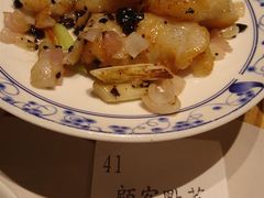 顺德榄角炒班球-广东茶居(海港城店)