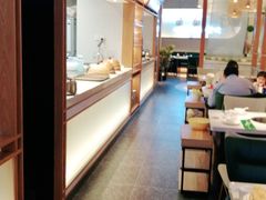 -三人行骨头王火锅(长寿店)