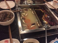 -百年川椒重庆老火锅(光谷店)