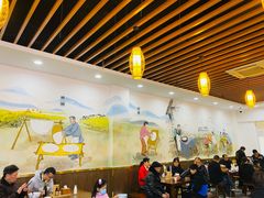 -裕新楼粉面馆·石磨手工粉(四方坪店)