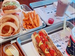 -FATBURGER 特富客汉堡(外交公寓店)