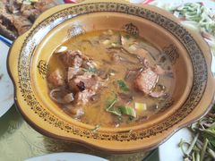 -华龙特色大骨鸡农家菜馆