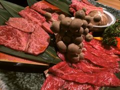 -炼火烤肉店