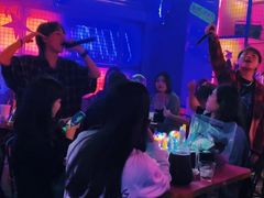 -UP嘻哈酒吧(粉巢店)