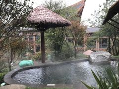 -七彩云南古滇温泉山庄