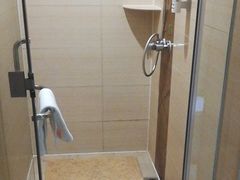 -维也纳酒店(广州南站汉溪长隆地铁站万博地铁站店)