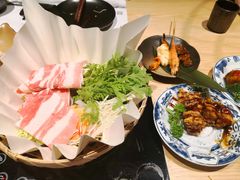 -枝魯枝魯自助料理