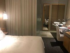 -广州卡丽酒店(大金钟路地铁站店)