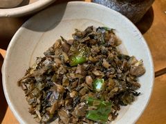 -白乐天毛肚火锅馆(解放碑店)