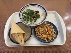 -正南齐北·老街糯米团(洪崖洞店)