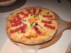 黑松露菌菇流心蛋披萨-春树下·树屋花房西餐厅(罍街AS1980店)