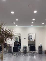 -HAIR HERE造型