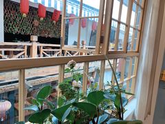 -猫的天空之城概念书店(束河店)