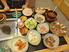 -臻牛烤肉