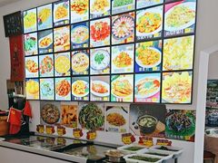 -华龙特色大骨鸡农家菜馆