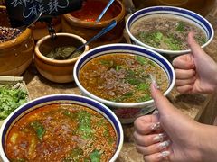 -云阿蛮云南生烫牛肉米线(奉贤路店)