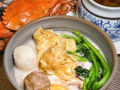 鱼汤米粉-厨艺海鲜自助餐厅•越秀宾馆希尔顿格芮精选酒店