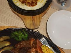 -卢家妈妈·西餐厨房(卜蜂中心店)