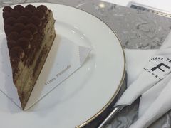 -Fridi Patisserie Cafe