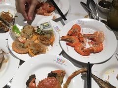 -领鲜活海鲜榴莲自助火锅(东门店)