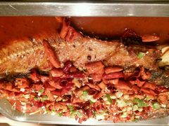 -鸣记脆皮烤鱼(岐山路店)