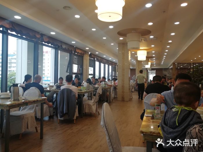 椿记烧鹅(叠彩店)大堂图片