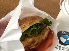-北京华德宝宝马4S店(朝阳店)
