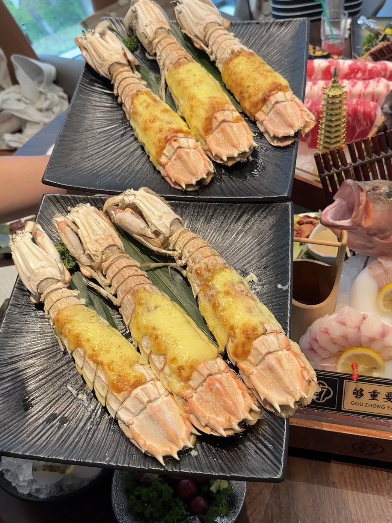 全球精选海鲜古巴龙波龙青龙等10种龙虾帝王蟹鲍鱼三文鱼等