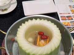 -得意咚瓜·顺德鱼生·冬瓜火锅(深圳首店)