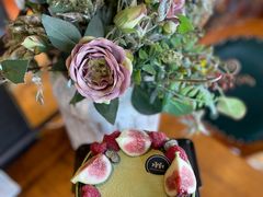 -红跑车蛋糕世界(龙湖杭州西溪天街店)