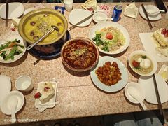 -红樱桃·欢乐餐厅(太原里店)