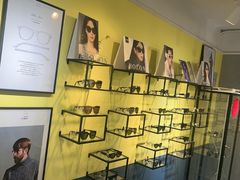 -瑞司视光眼镜·蔡司战略合作眼镜店(新街口店)