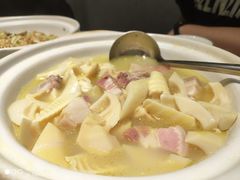 -金时代顺风大酒店(临港百联店)