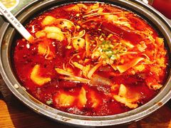 -渝是乎川渝小炒(新世界百货望京店)