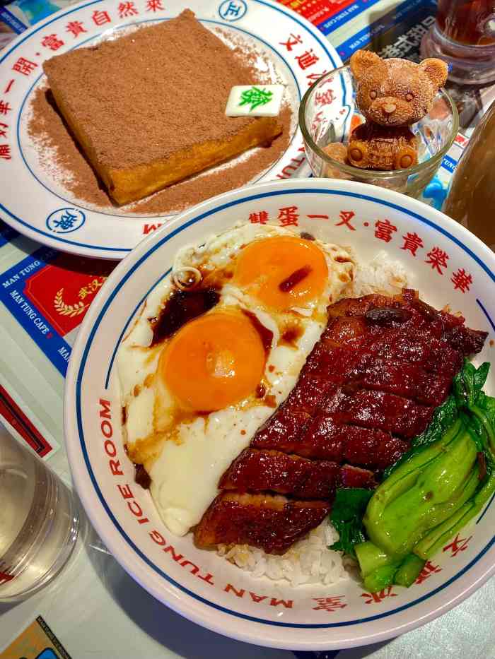 文通冰室·武汉首发(江汉路店)-"真的是太火爆了,前面排队60多桌,后面