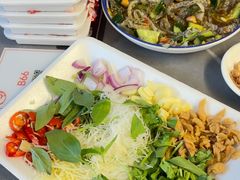 -官塘陈记鱼生·潮汕砂锅粥·牛肉火锅(潮枫路总店)