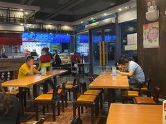 大堂-老妈米线(港龙店)