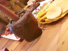 -老滇山寨•云南特色菜•地方菜•民族风情歌舞表演(金碧店)