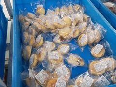 -炉边皮皮·烘焙甜品工厂店